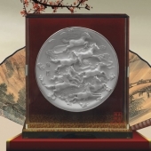 八駿圖純銀銀盤設(shè)計定做、設(shè)計制作生產(chǎn)紀(jì)念銀盤